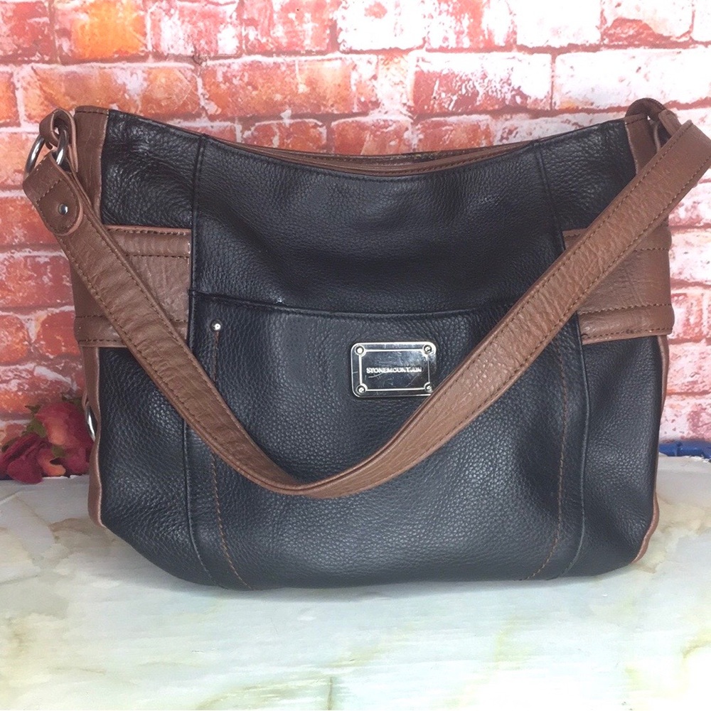 Vintage Stone Mountain Black and Brown Pebbled Leather Hobo Style Shoulder Bag